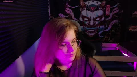 Sophie online show from May 9, 9:06 pm