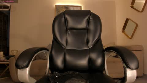 Sophie  Palmer online show from November 24, 11:23 am