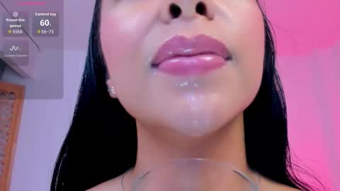 sophierooy online show from March 4, 2:45 pm