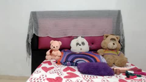 sophiia8 online show from May 28, 2:53 am