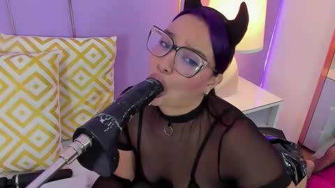 Sophy online show from February 11, 12:17 pm