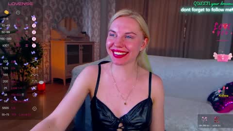 Lisa online show from April 6, 4:12 am