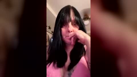 southernchik online show from July 28, 2:31 am