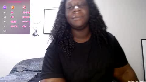 Snapshot of southerngothgoddess chatting on October 4, 12:22 pm SG online show from October 4, 12:22 pm