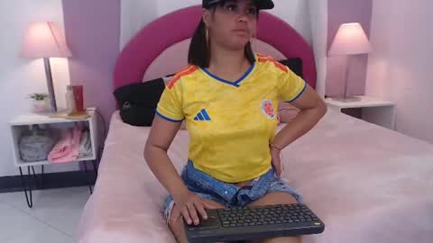 Yohana online show from July 7, 7:27 pm