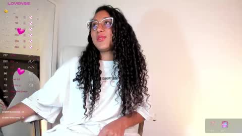 Juliana online show from October 1, 11:09 pm