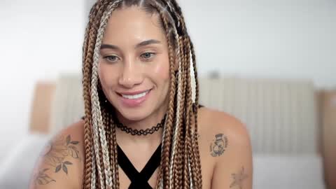 Snapshot of soytulu_ chatting on January 18, 6:10 pm brisa  s online show from January 18, 6:10 pm