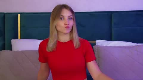 StacyEvances online show from July 11, 7:03 pm