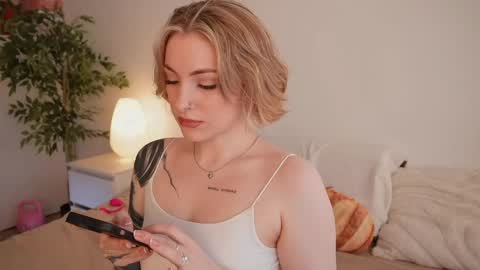 Kristina online show from March 22, 1:17 pm
