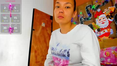 Estrella online show from December 18, 11:56 am