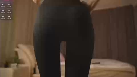 Chloe online show from March 14, 11:33 am