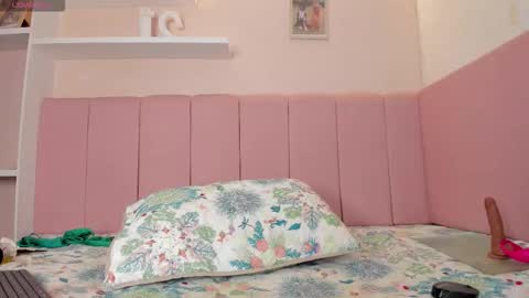 Stefa Gomez  online show from February 5, 11:46 am