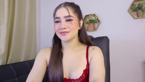 stefannycipriani_ online show from June 4, 3:16 pm