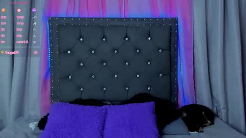 steff_olsen online show from November 30, 8:51 am