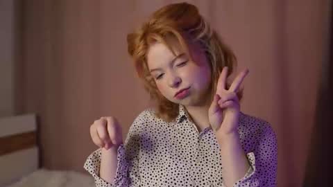 Snapshot of stela_vanila chatting on September 20, 7:50 am Stella online show from September 20, 7:50 am