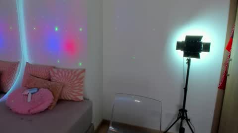 Yuli online show from March 10, 9:30 pm