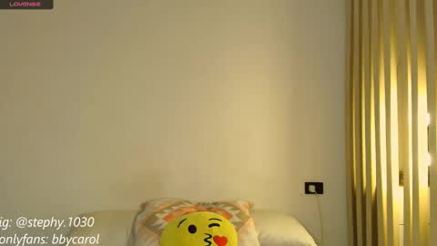 stephany online show from November 19, 4:34 am