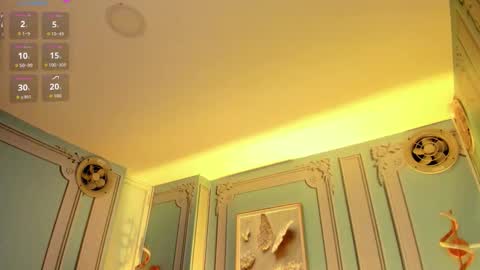         online show from November 18, 2:12 am