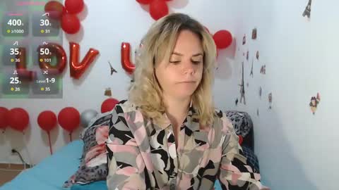 Stephanie   online show from April 20, 7:44 am