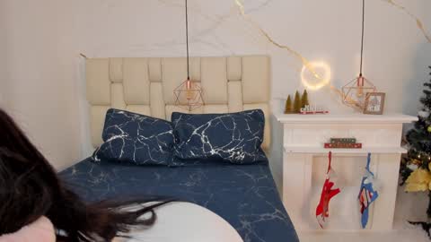 Snapshot of stephanysc chatting on December 27, 9:43 pm Stefanny online show from December 27, 9:43 pm