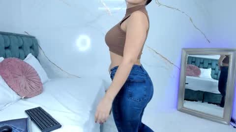 Snapshot of stephanysc chatting on September 22, 11:25 pm Stefanny online show from September 22, 11:25 pm