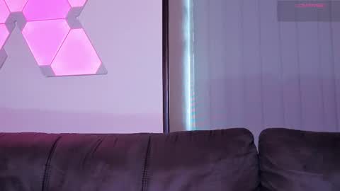 Liz online show from April 12, 9:06 pm