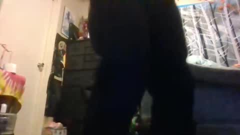 StormAlley420 online show from November 17, 5:46 pm