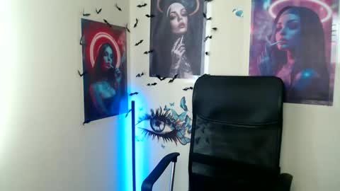 Amalia online show from April 24, 12:41 pm