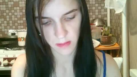 Snapshot of strawberry_storm chatting on October 29, 8:22 pm Strawberry Storm online show from October 29, 8:22 pm