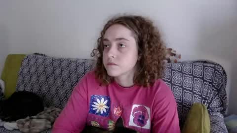 Strawberrylotsacake online show from April 23, 12:29 pm