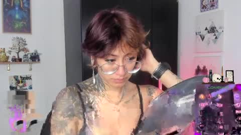 Alexy online show from April 4, 1:43 pm