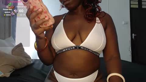 sugarboooty online show from December 18, 11:37 am