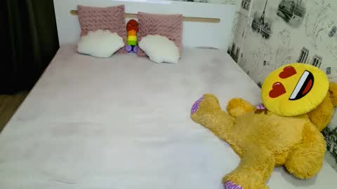 sugarkissx online show from March 13, 9:38 pm