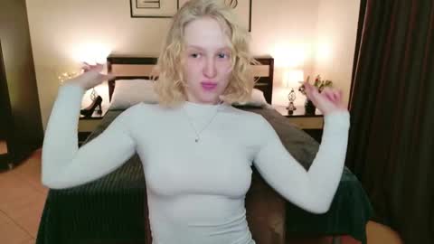 summerjem online show from December 17, 9:35 am