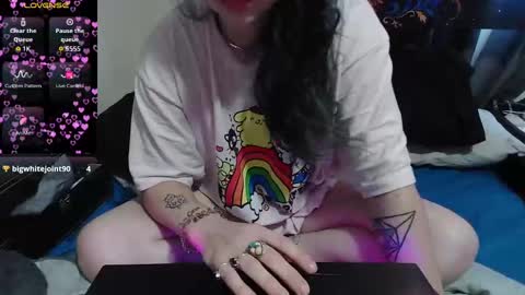 Sunni Daes online show from September 10, 7:25 pm