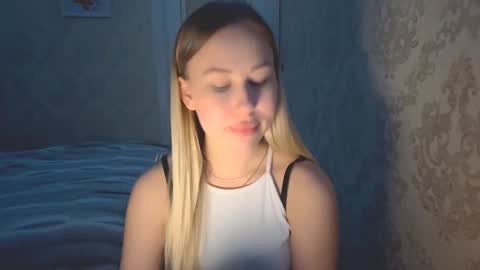 Hello My name is Mary nice to meet you  Telegram cuuutekitten online show from December 15, 4:34 pm