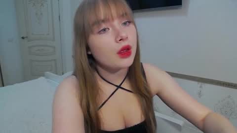 Vanessa online show from March 27, 6:04 am