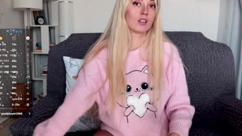 Snapshot of super_peach_stream chatting on January 21, 11:46 am ANNApvt open full info in bio online show from January 21, 11:46 am