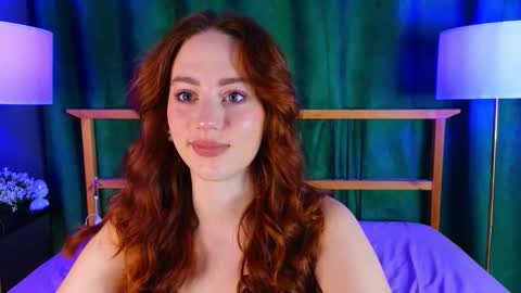 Stacy online show from November 22, 8:33 pm