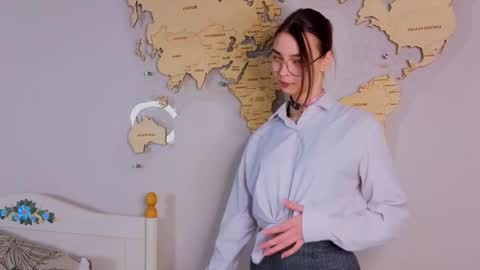 susannahtrojahn online show from February 7, 3:38 pm