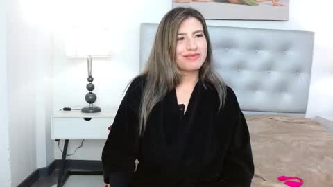 susanwilliams_ online show from January 9, 6:12 pm