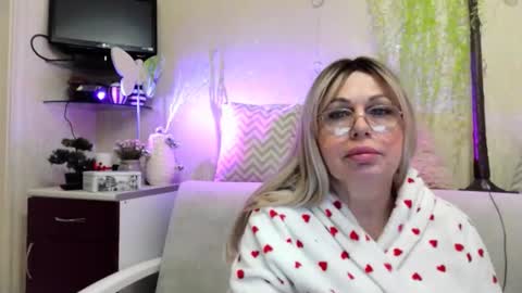 SusiexNoreen online show from April 16, 2:56 am