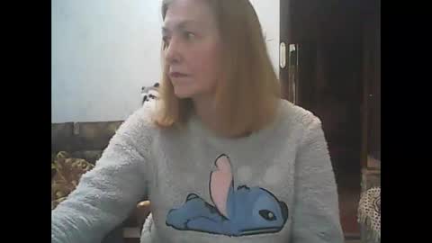 sweet4blonde67 online show from May 5, 9:45 am