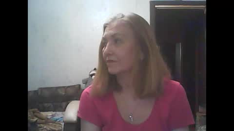 sweet4blonde67 online show from May 28, 4:05 pm