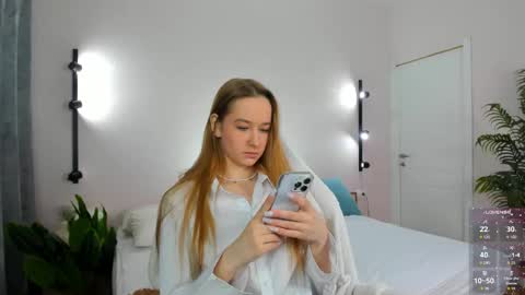 Monica  GTM 3MoTuWeFrSa 500pm-1000pm  online show from March 19, 1:21 am