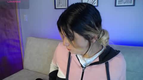 Bella Valery online show from March 5, 9:54 pm