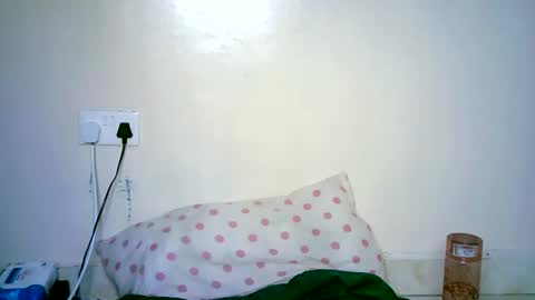 sweet_diva19 online show from March 2, 10:45 pm