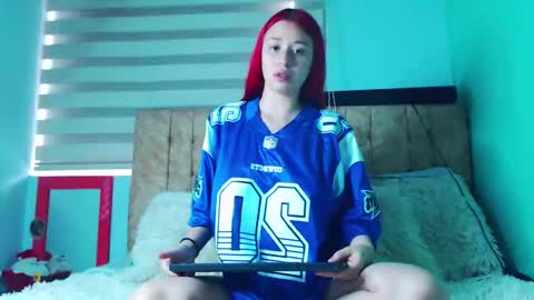 Help me to reach 100 thumps up online show from February 18, 7:21 pm