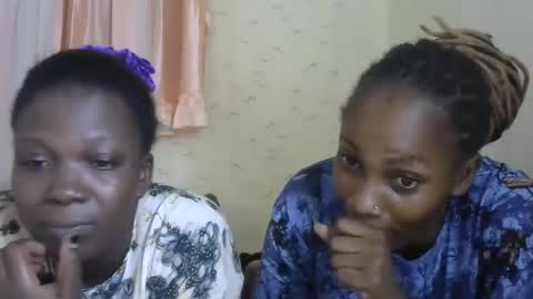 leilah online show from March 7, 6:48 pm