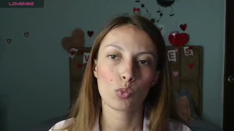 sweet_moon_v_ online show from February 13, 1:07 am